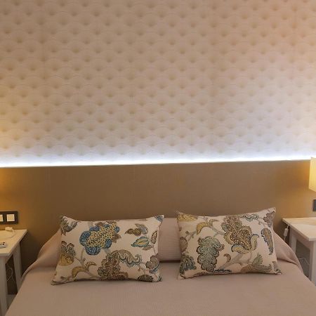 Ordono II Suites Con Aire Acondicionado Y Wifi Леон Екстер'єр фото