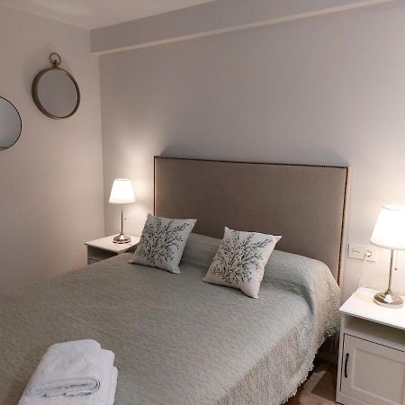 Ordono II Suites Con Aire Acondicionado Y Wifi Леон Екстер'єр фото