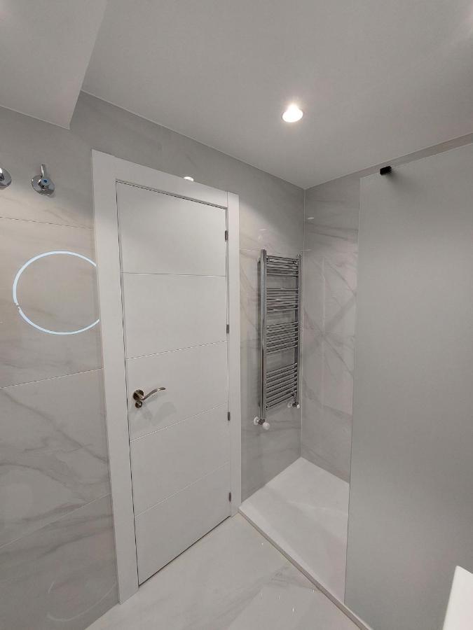Ordono II Suites Con Aire Acondicionado Y Wifi Леон Екстер'єр фото